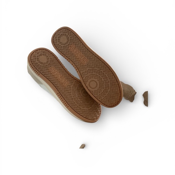 NWOT Levi’s Beige and White casual Sneakers size 13 - Picture 5 of 7